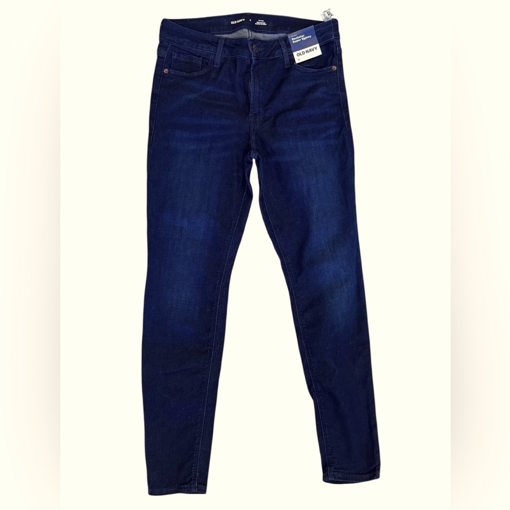 Women’s Old Navy dark washed mid rise rockstar super skinny jeans size 8 NWT